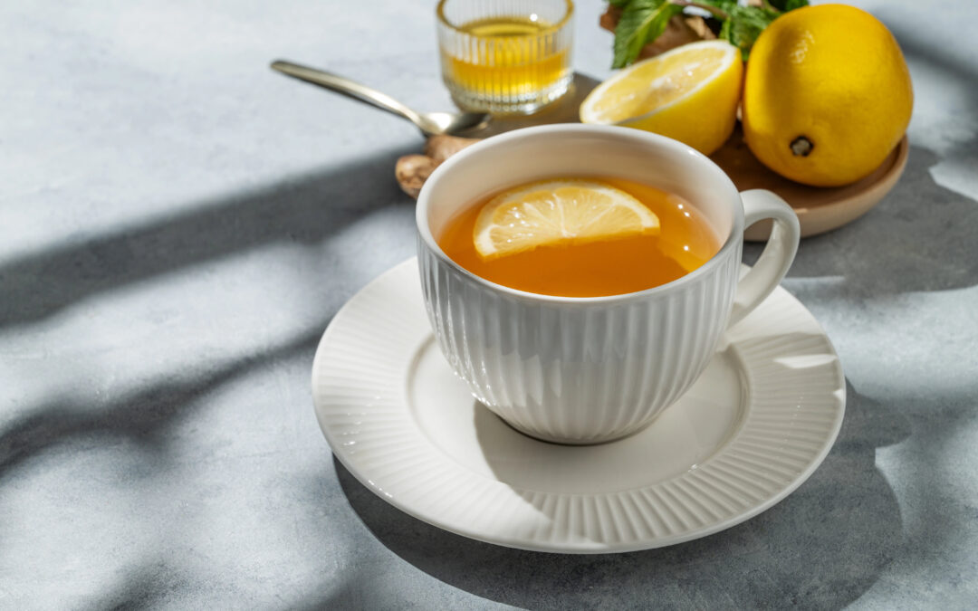 Napój herbaciany z cytryną bio: włoskie napoje herbaciane Darjeeling z imbirem na ciepło i na zimno
